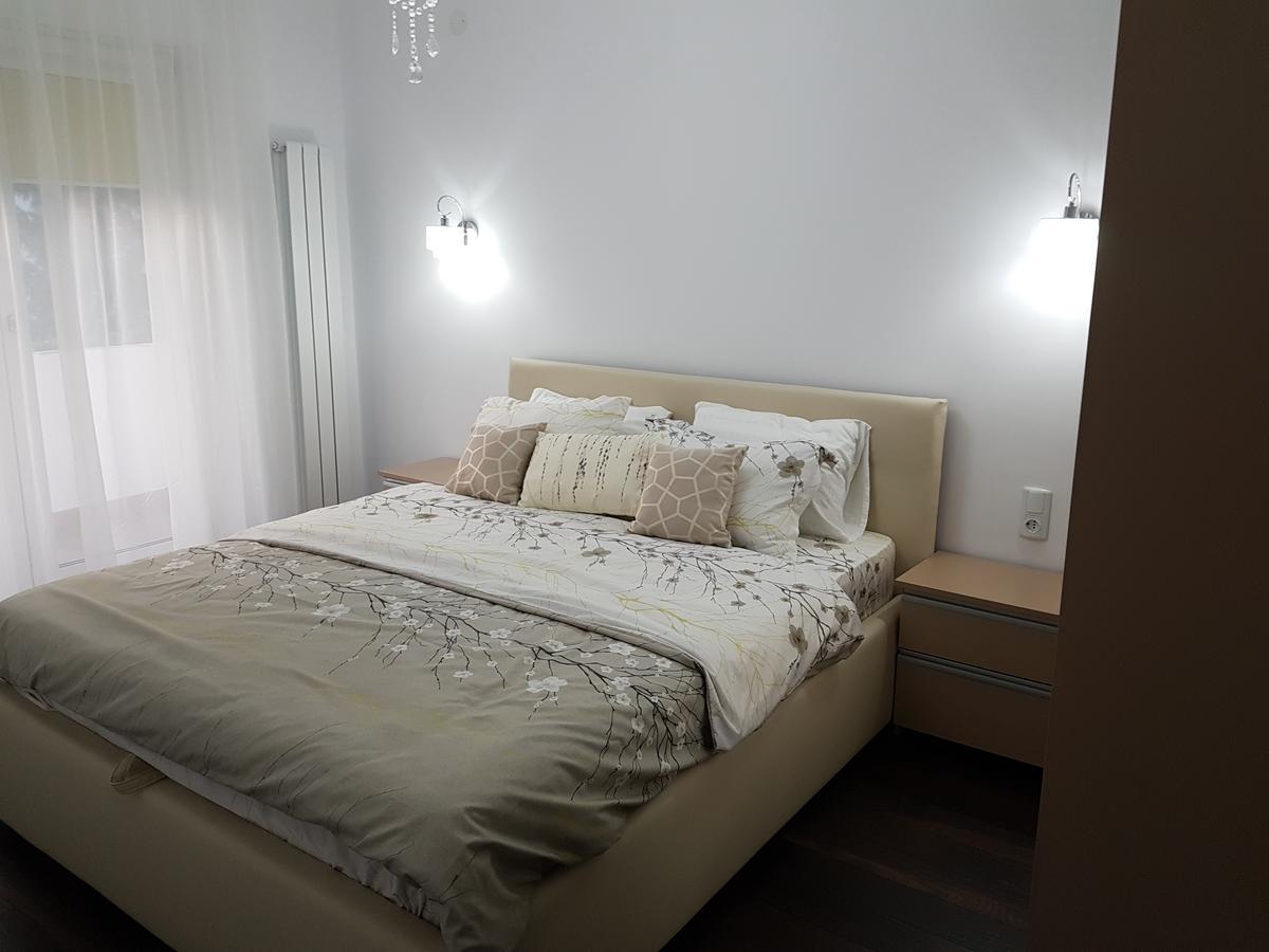 Sweet Bonami Apartment Сибиу Екстериор снимка